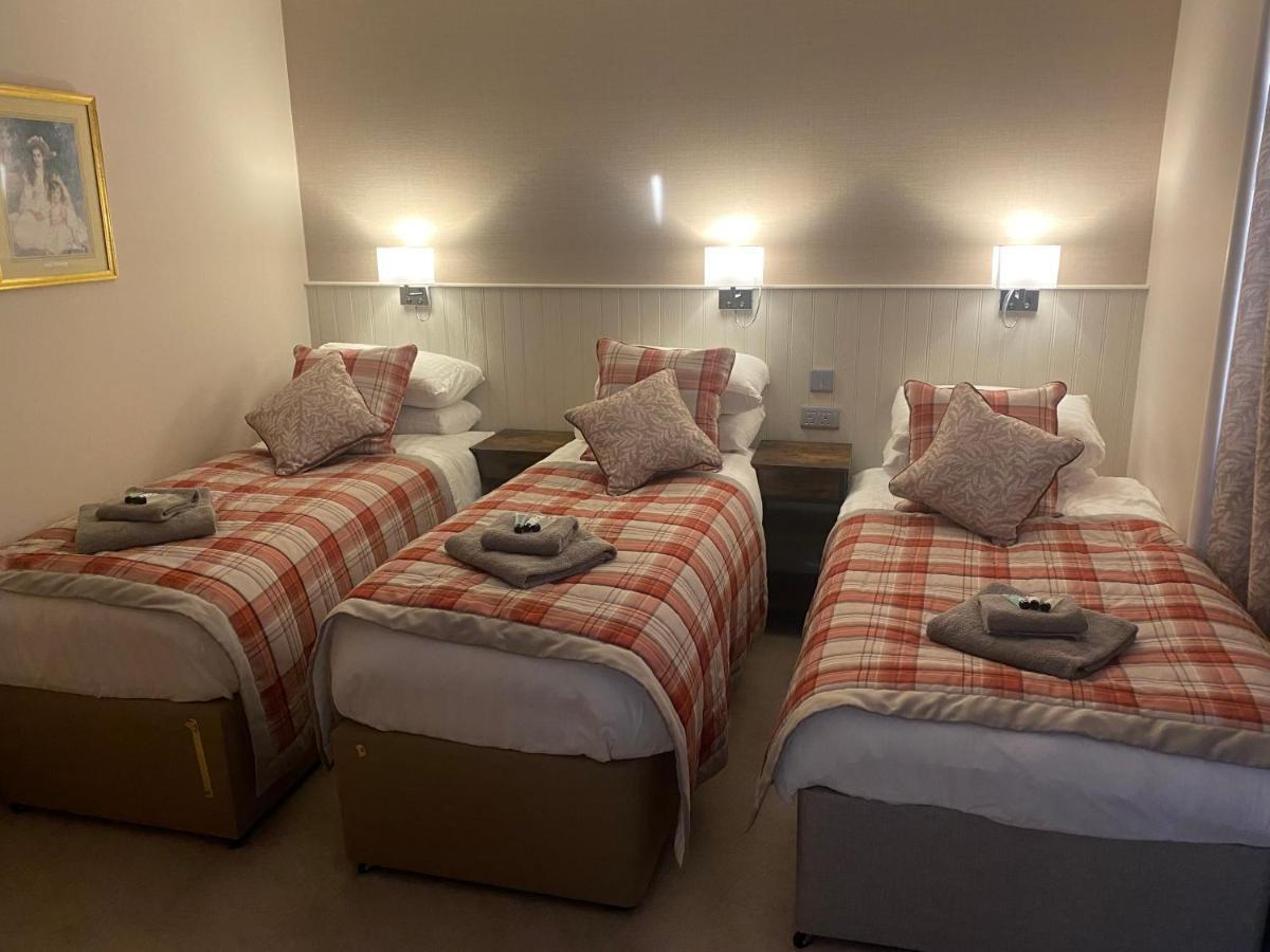 Adrian'S Guest House Inverness Esterno foto